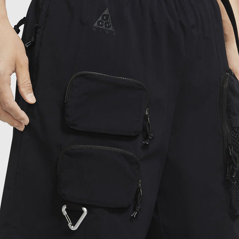 Nike ACG 雙袋短褲